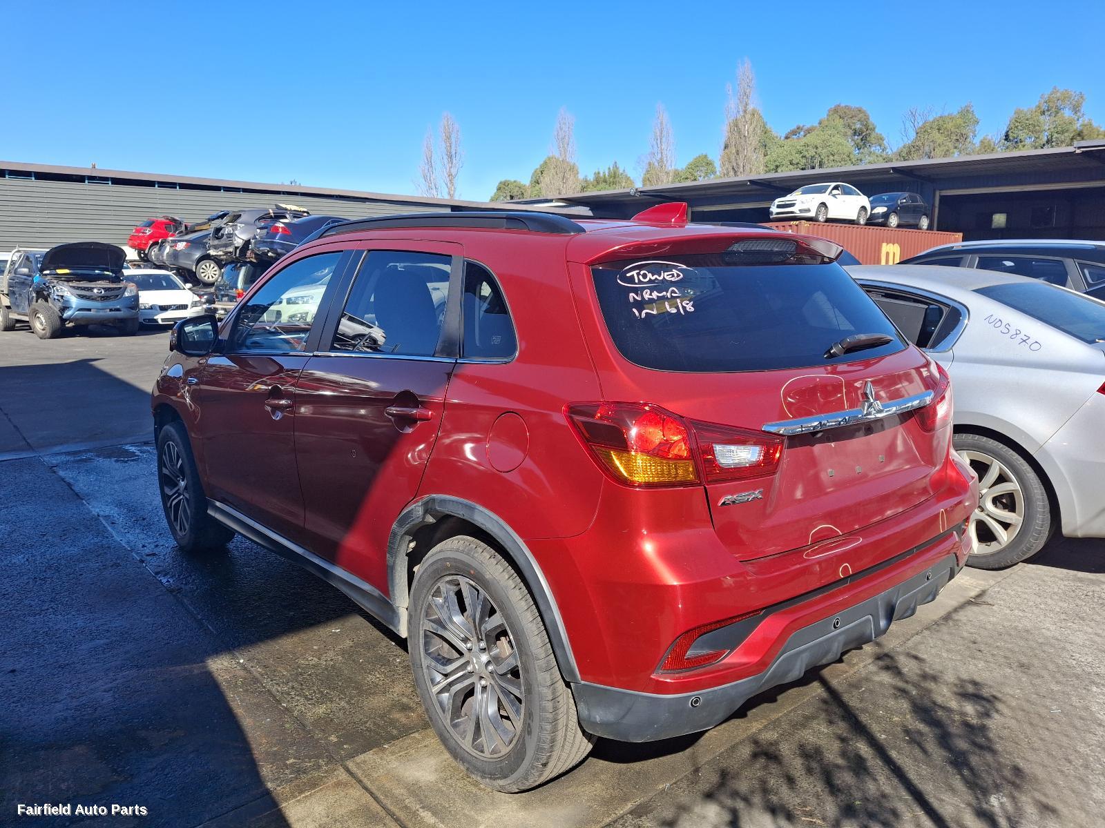 2018 Mitsubishi Asx Left Front Hub Assembly