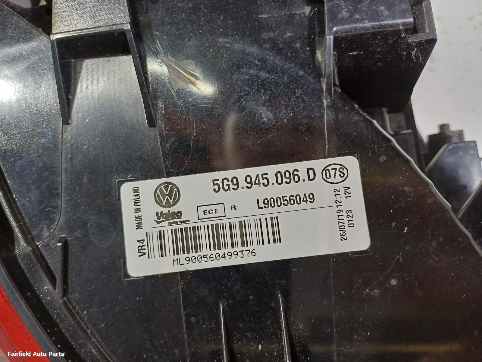 2012-2017 Volkswagen Golf Right Taillight