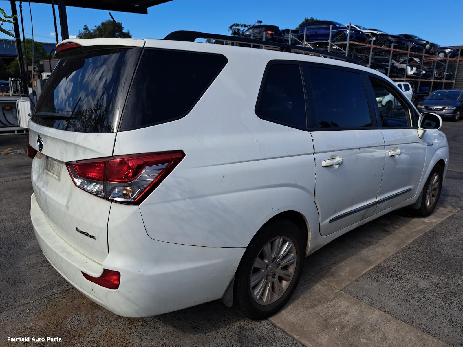 2013 Ssangyong Stavic R Bar Bracket Reinfo