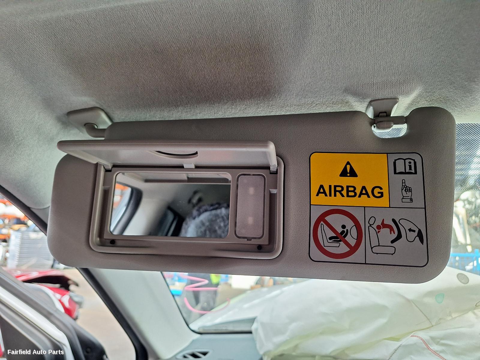 2019 Suzuki Vitara Left Indicator Fog Side