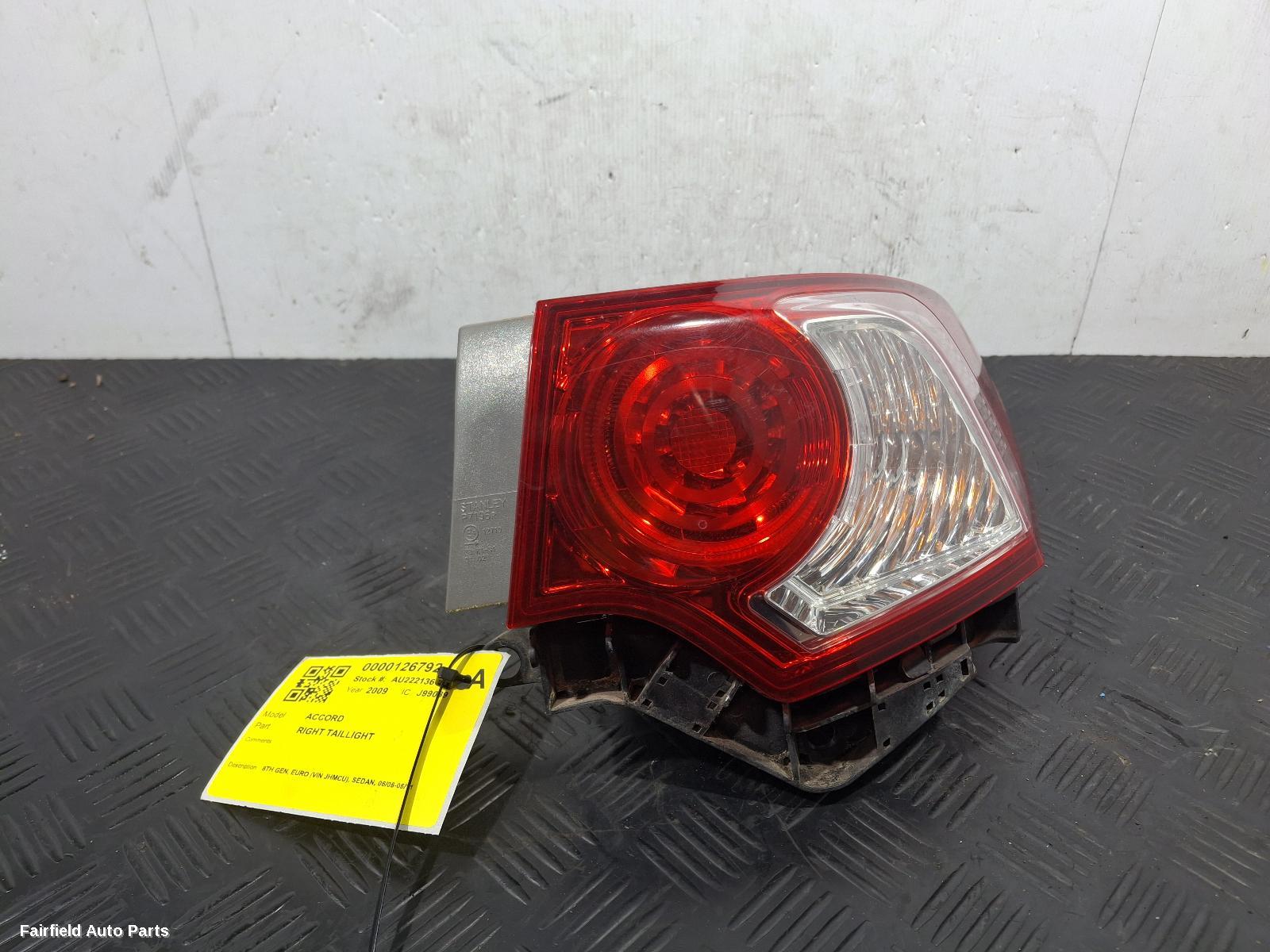 2008-2011 Honda Accord Right Taillight