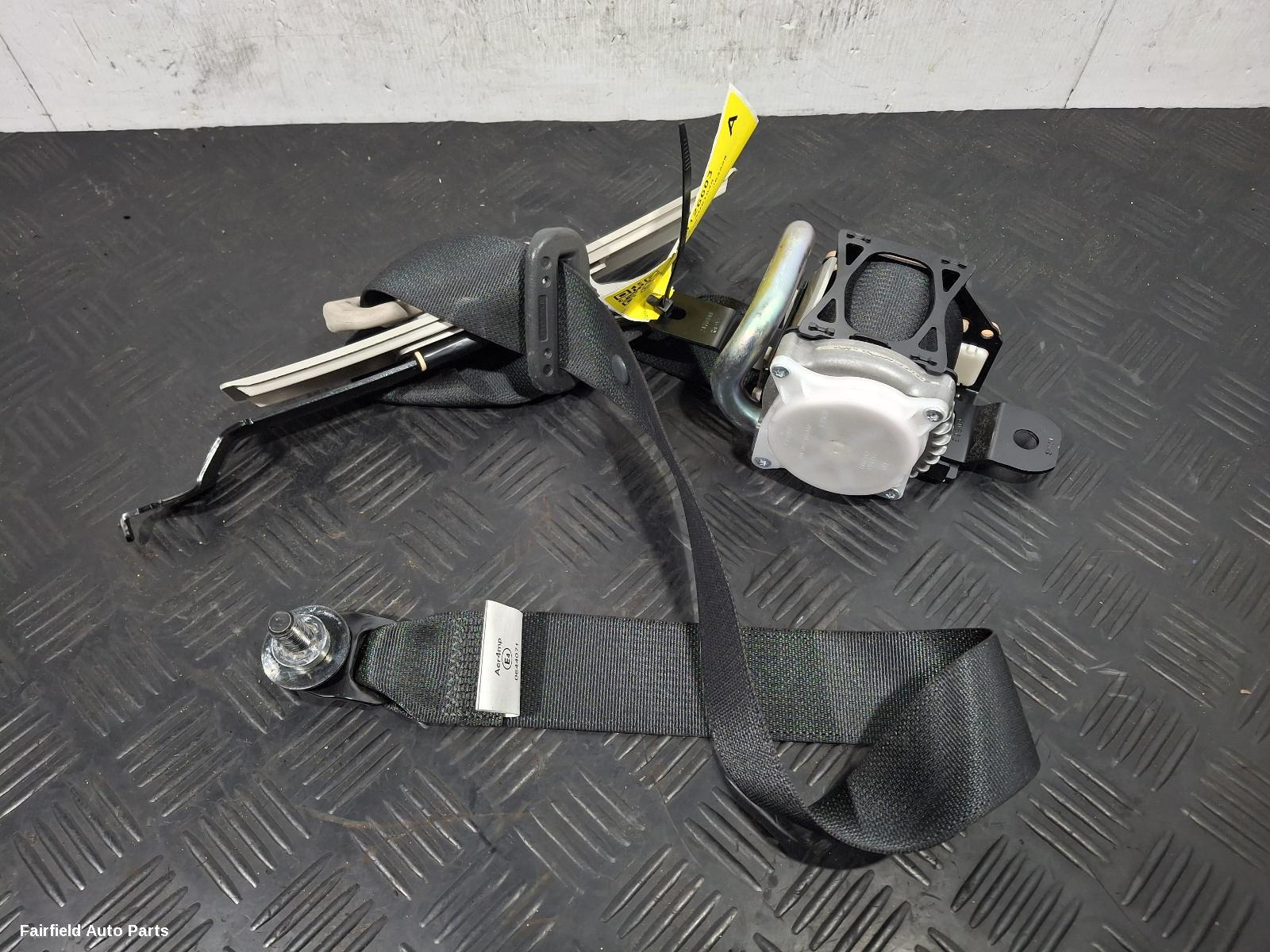 2014-2021 Honda Hrv Seatbelt Stalk