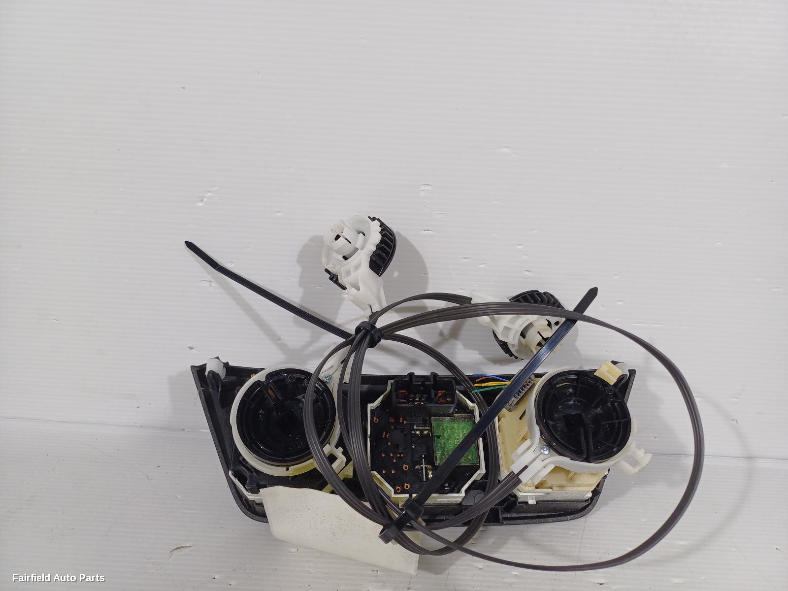 2012-2018 Toyota Rav4 Heater Ac Controls