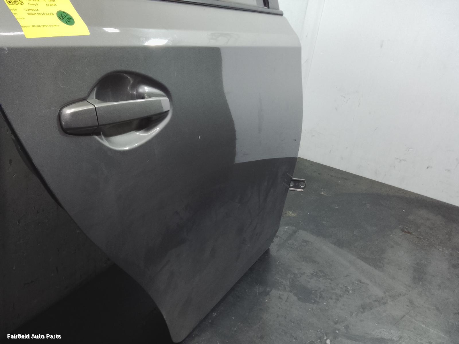 2007-2012 Toyota Corolla Right Rear Door Sliding