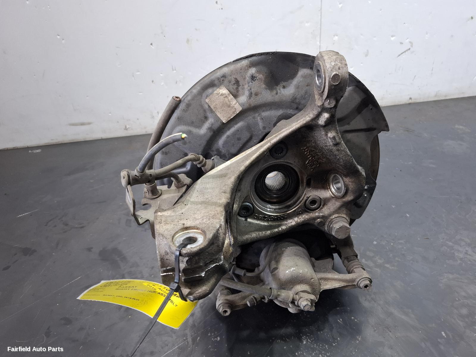 2015-2023 Volkswagen Passat Right Front Hub Assembly