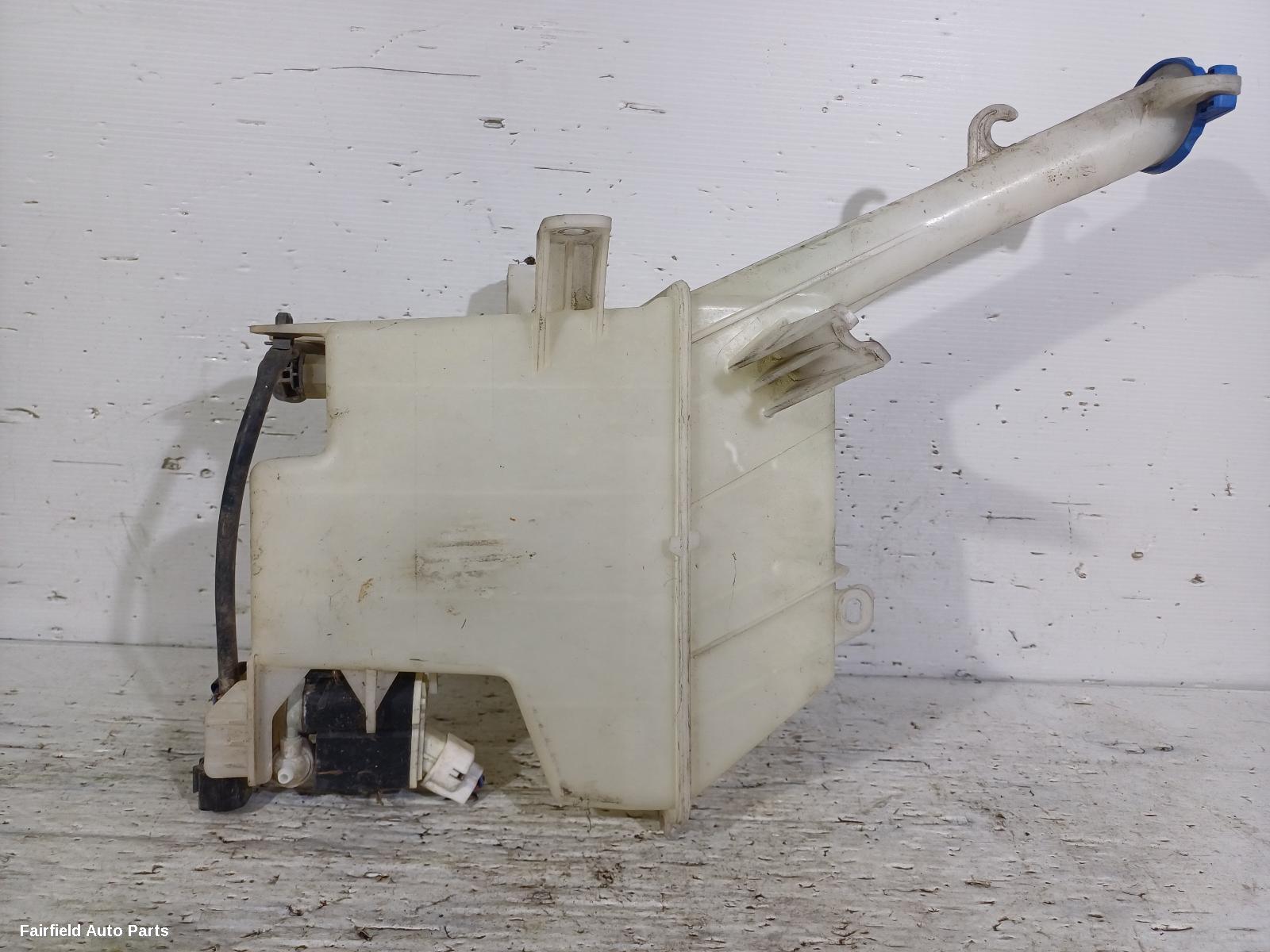 2013-2018 Hyundai Veloster Washer Bottle