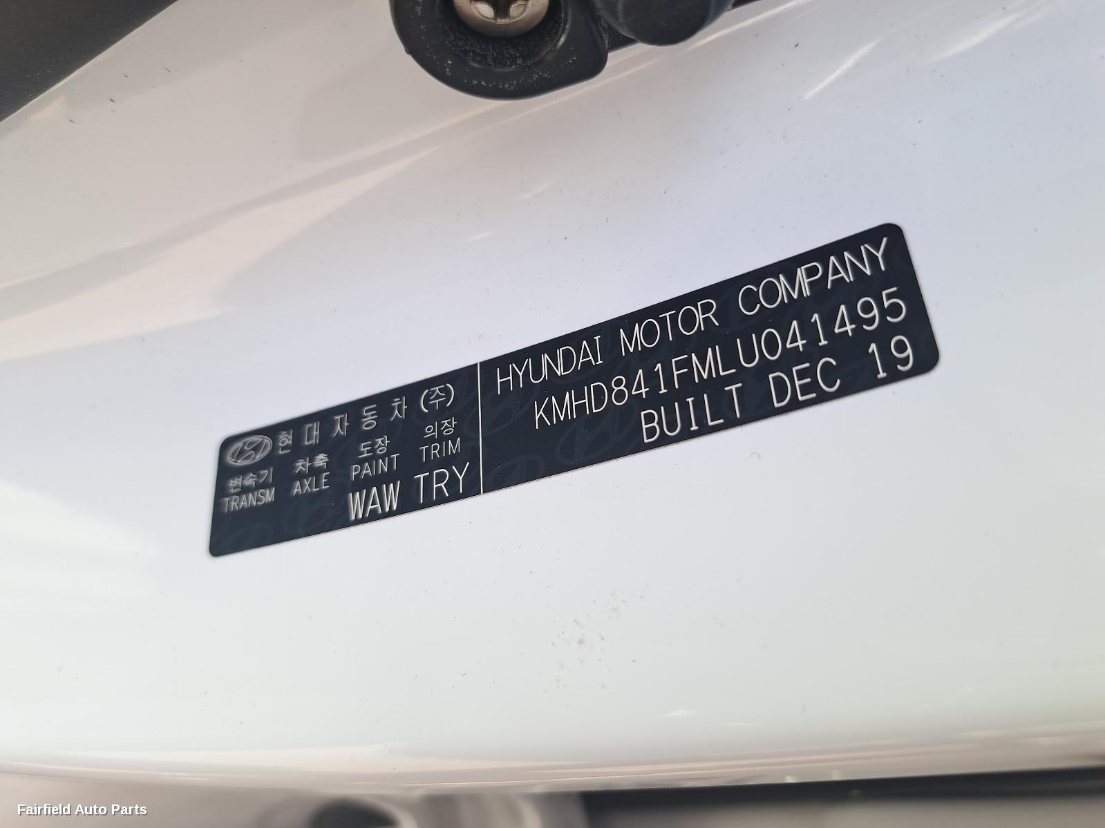 2020 Hyundai Elantra Left Taillight