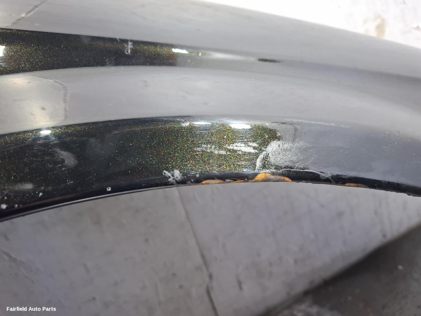 1998-2003 Subaru Liberty Right Guard