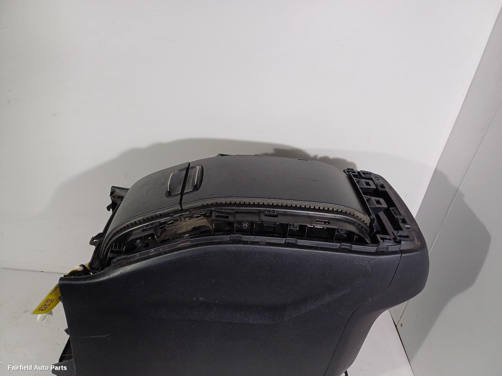 2013-2021 Toyota Kluger Console