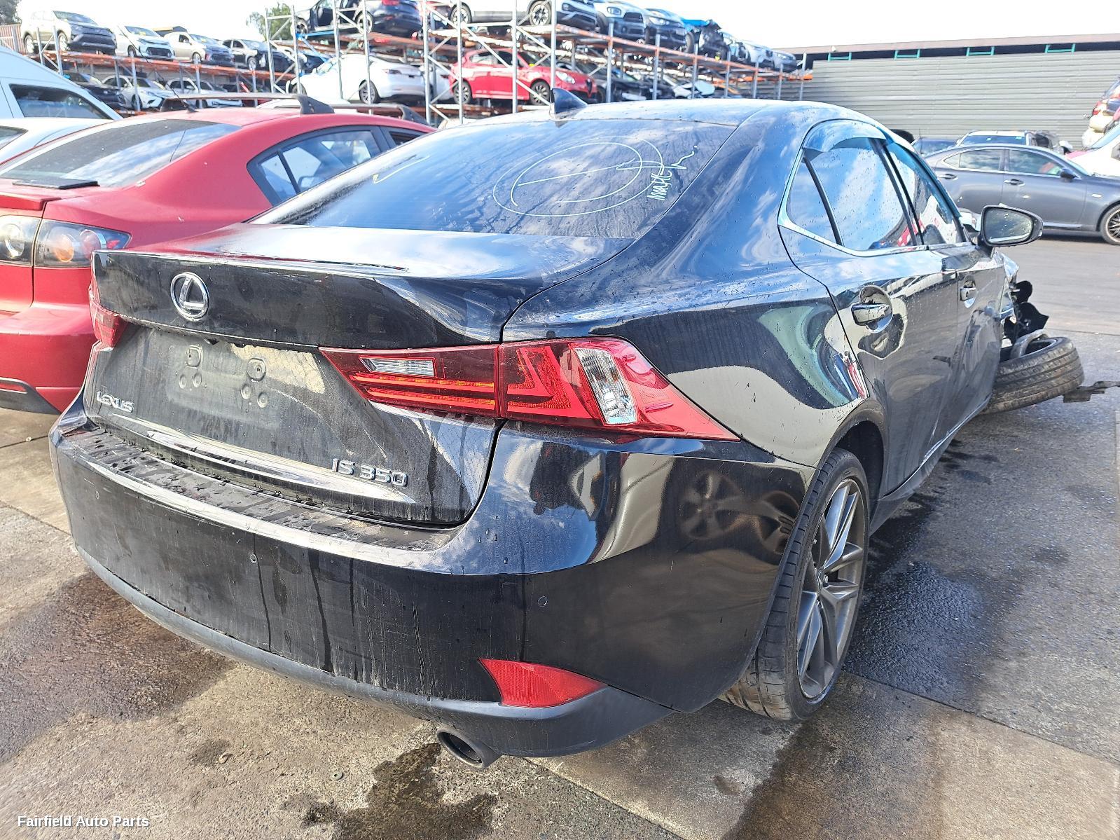 2014 Lexus Is Series Differential Centre