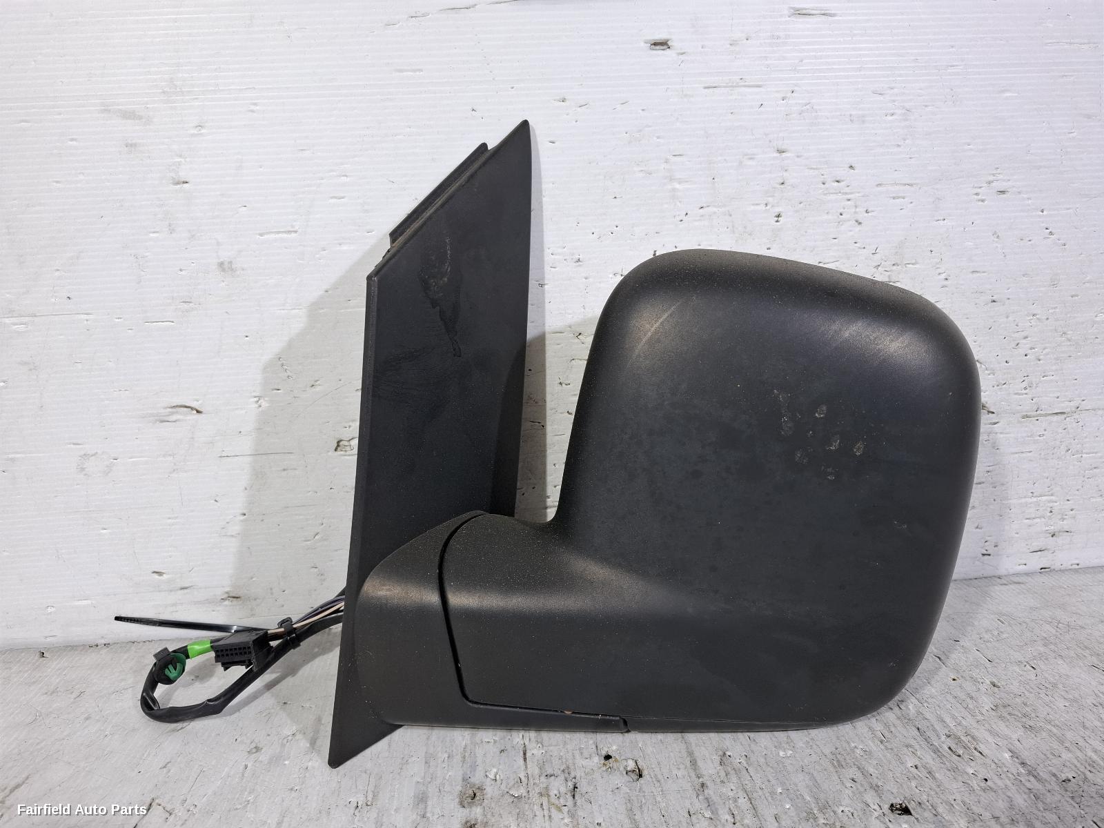 2004-2015 Volkswagen Caddy Left Door Mirror