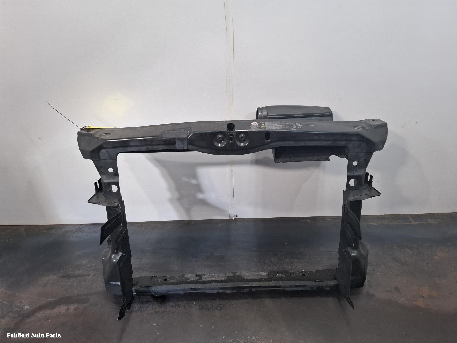2009-2013 Skoda Octavia Radiator Support