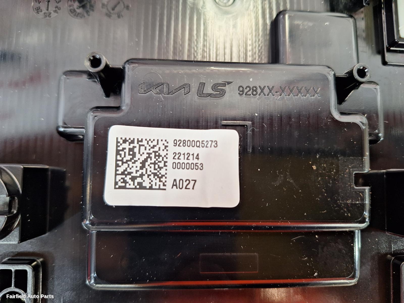 2019-2025 Kia Seltos Courtesy Light