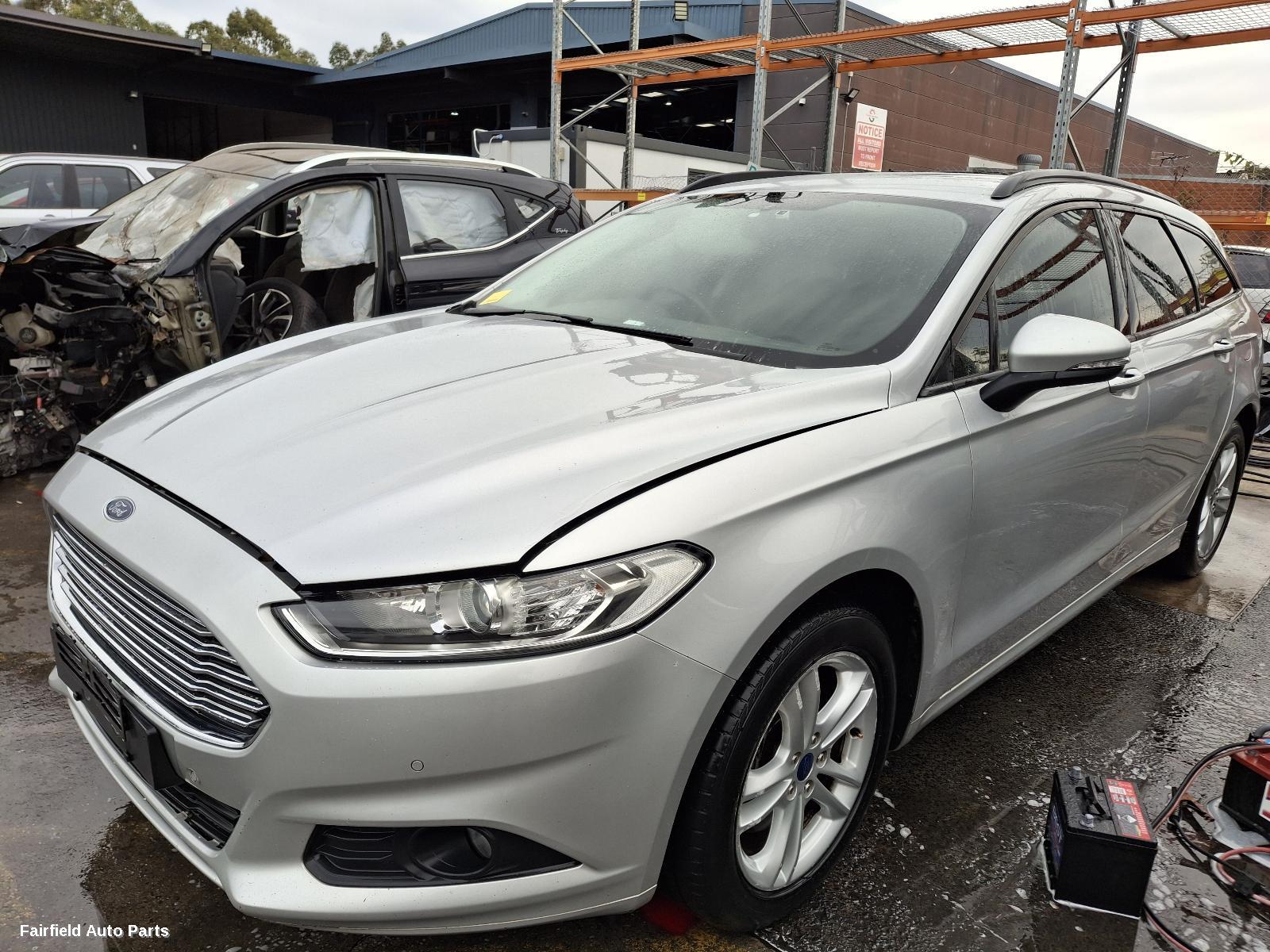 2015 Ford Mondeo Left Front Hub Assembly