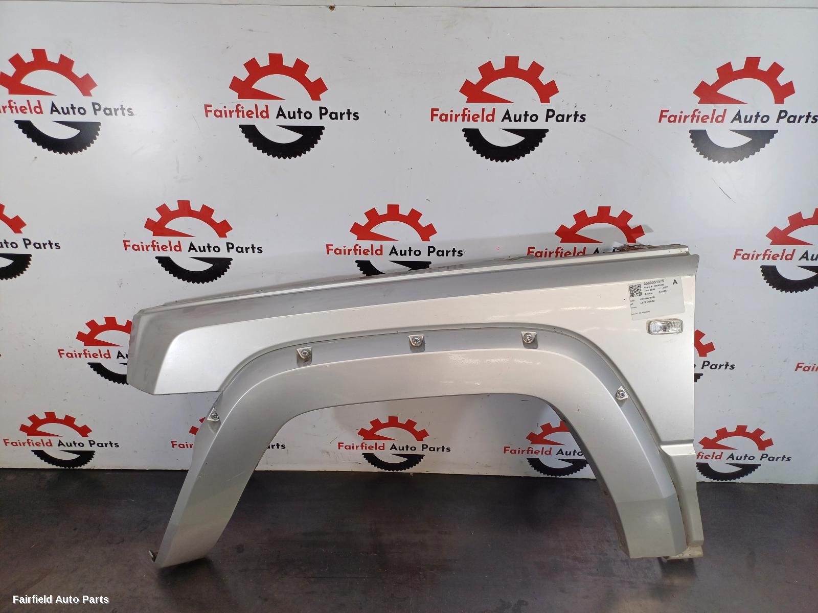 2006-2010 Jeep Commander Left Guard