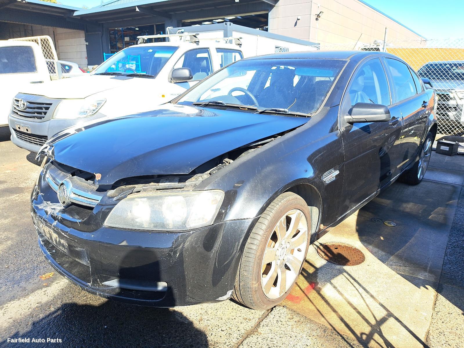 2007 Holden Commodore Sunvisor