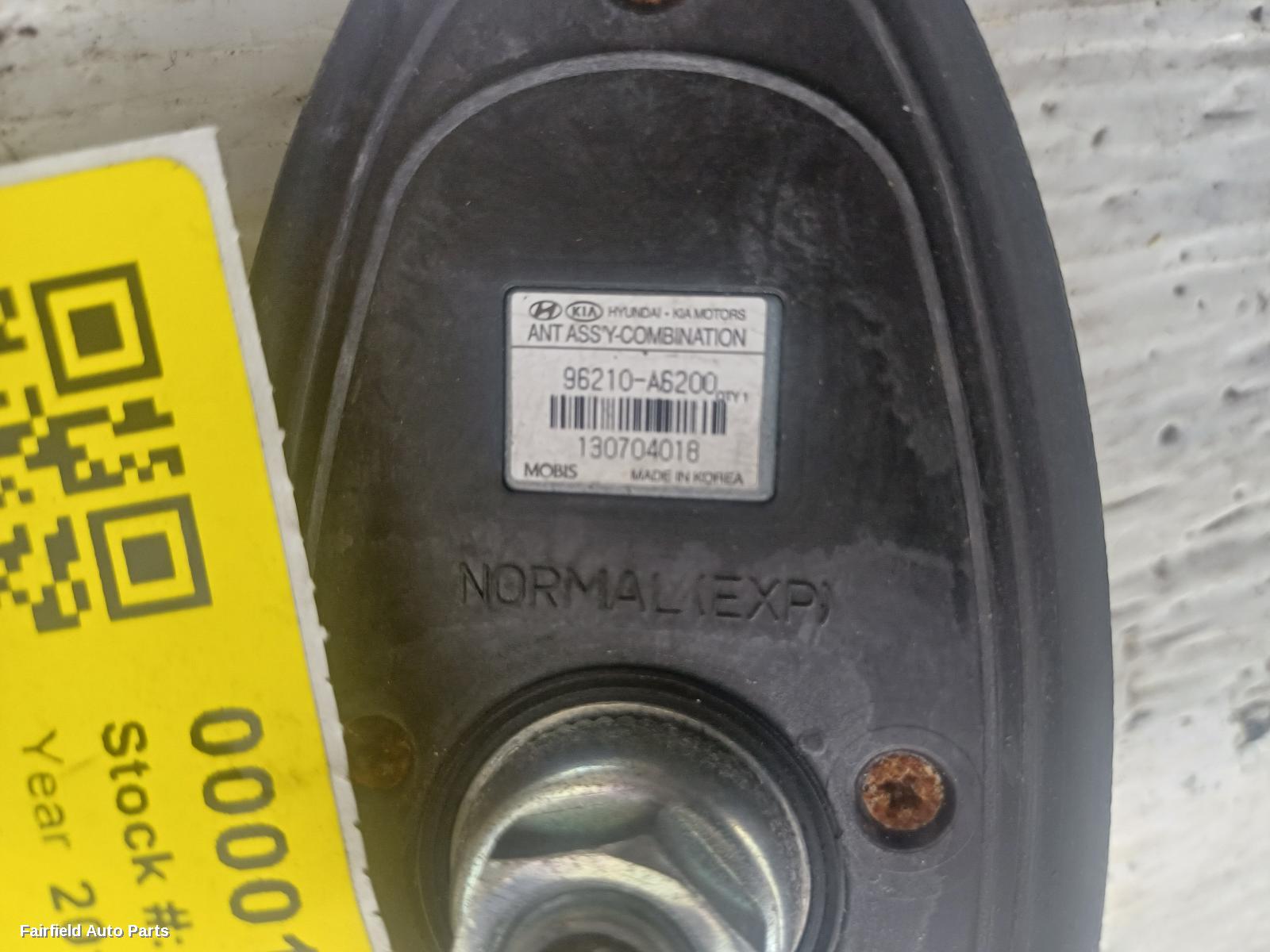 2012-2017 Hyundai I30 Antenna