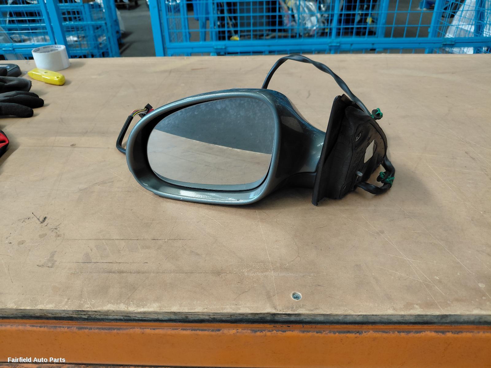 2006-2010 Volkswagen Passat Left Door Mirror