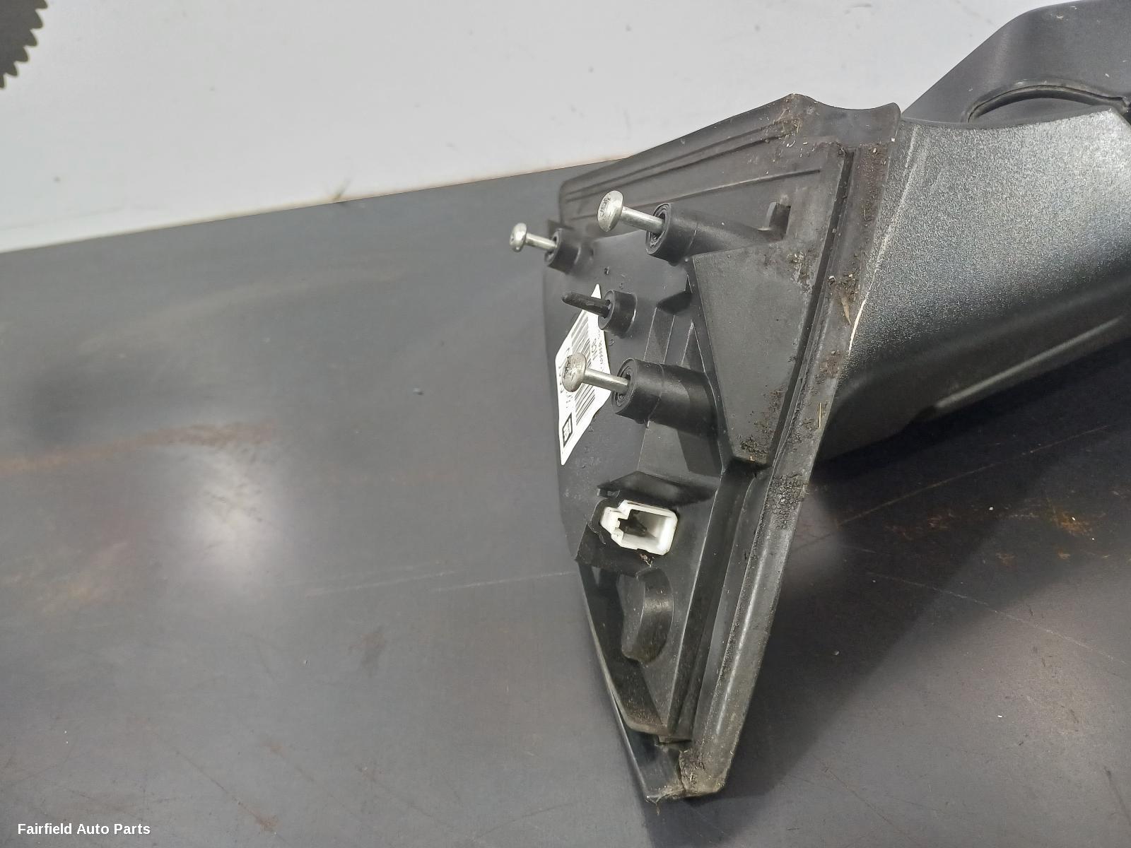 2002-2007 Holden Commodore Right Door Mirror
