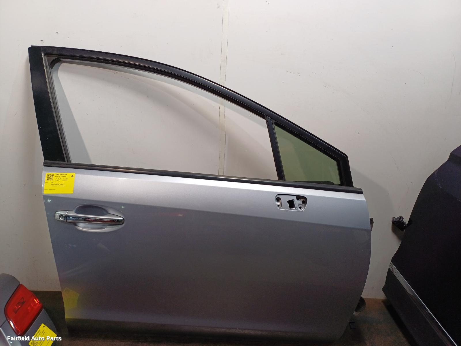 2011-2017 Subaru Xv Right Front Door