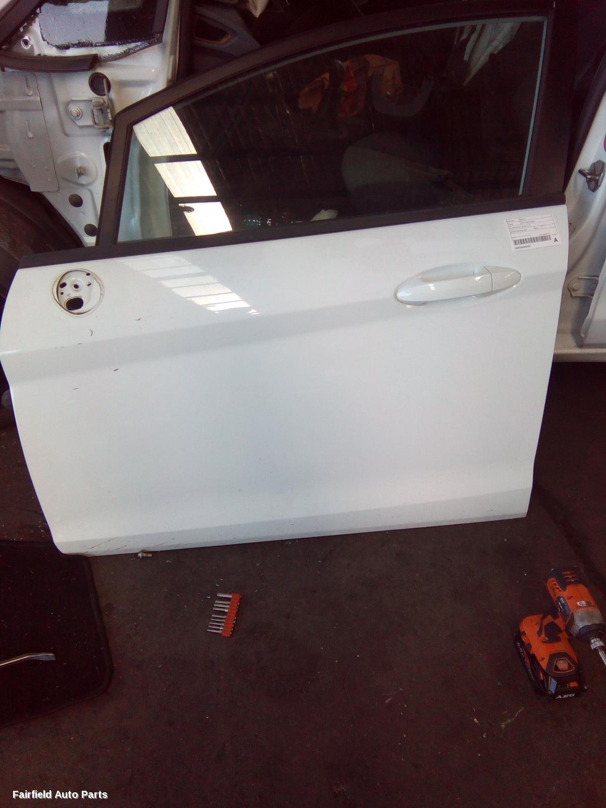 2008-2012 Ford Fiesta Left Front Door