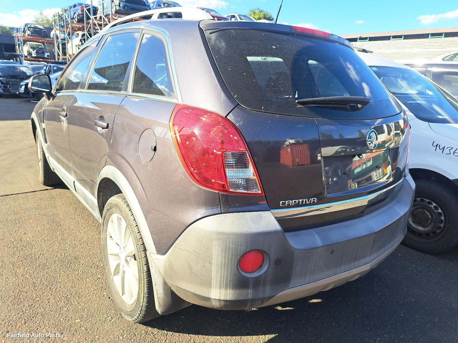 2015 Holden Captiva Right Rear Door Sliding