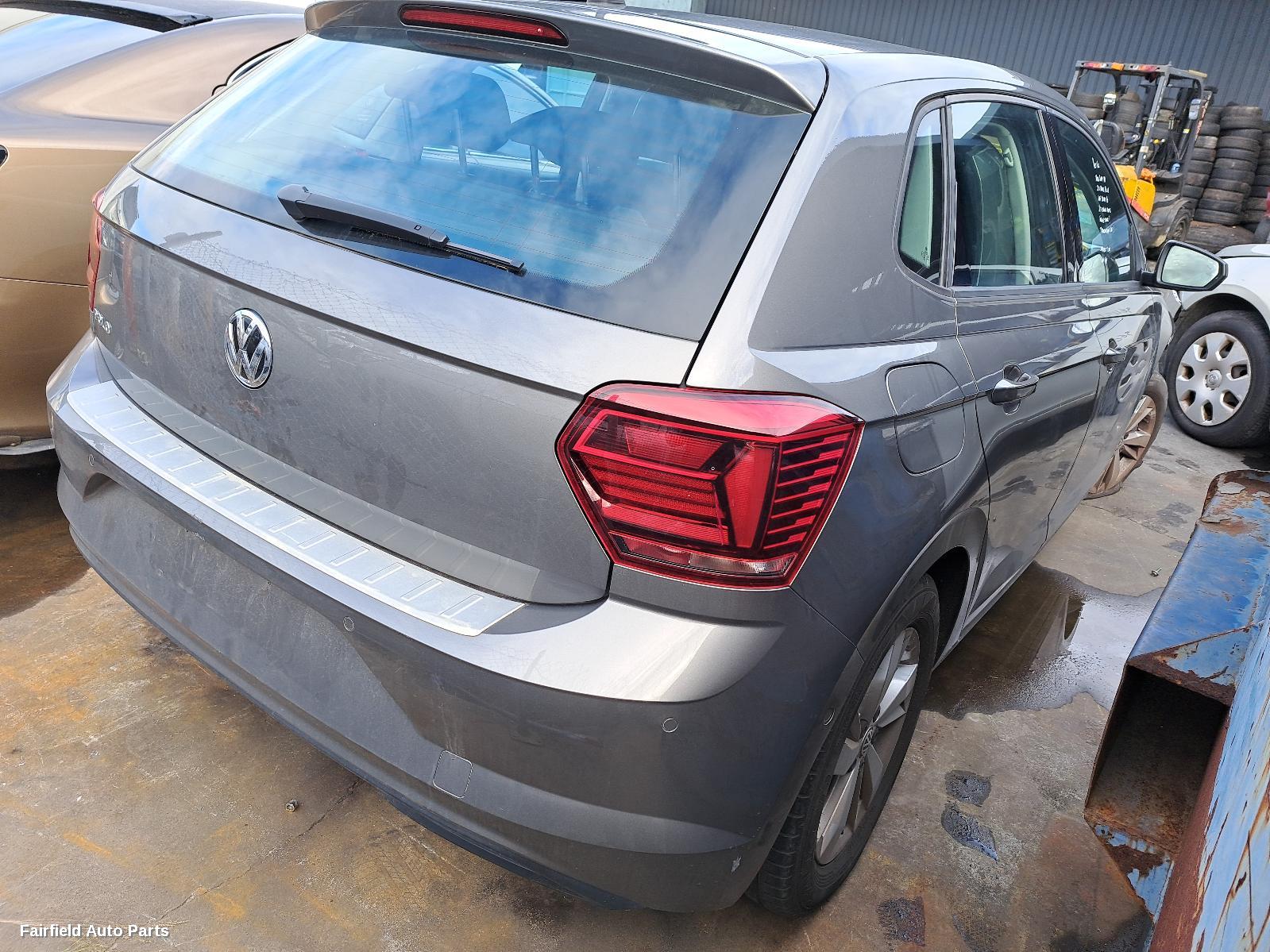 2018 Volkswagen Polo Left Taillight
