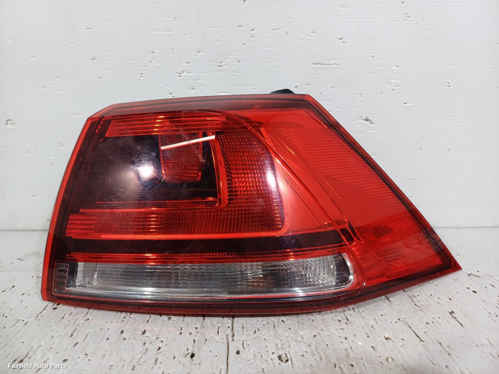 2012-2017 Volkswagen Golf Right Taillight