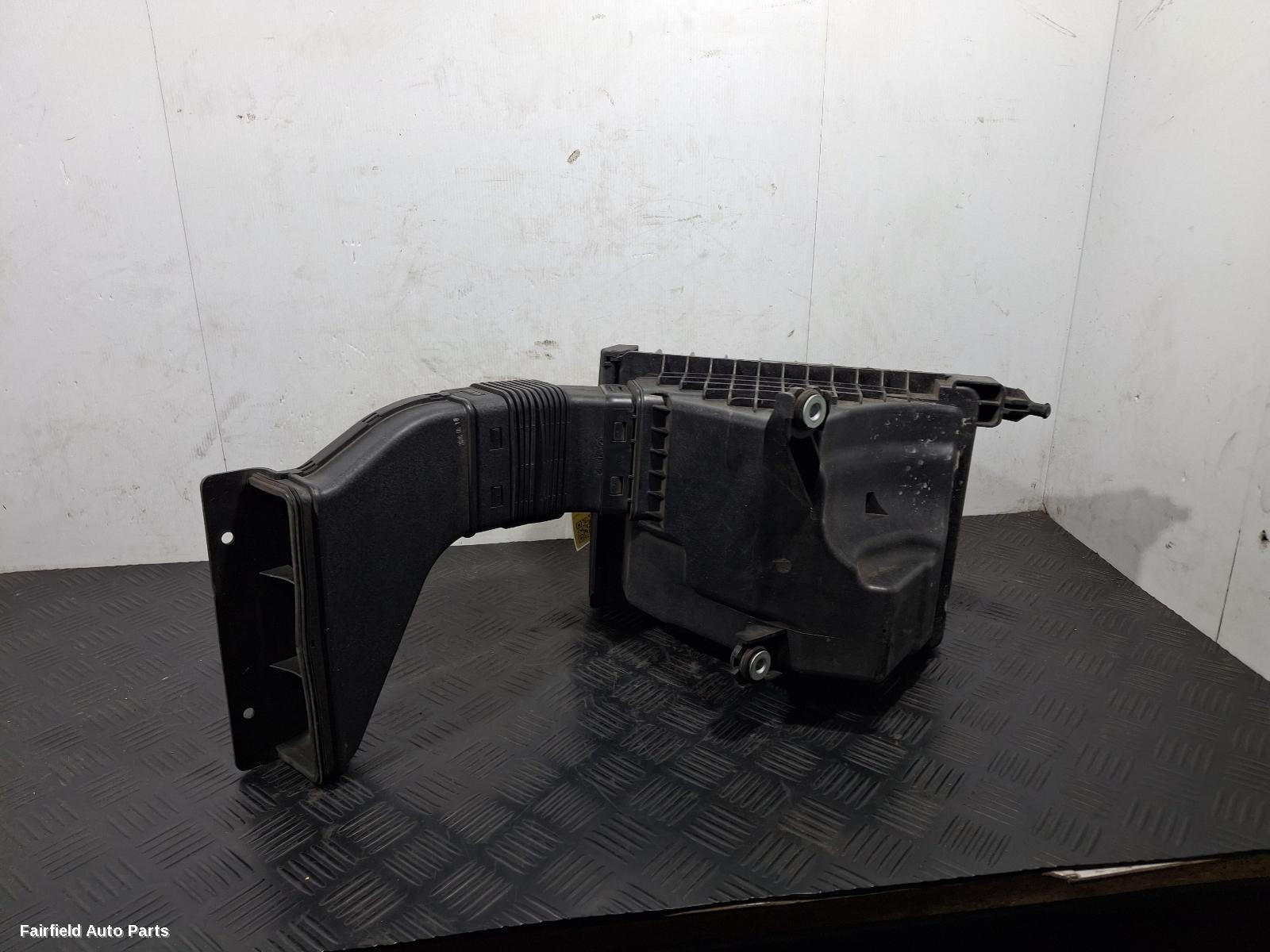 2015-2017 Kia Sorento Air Cleaner Box