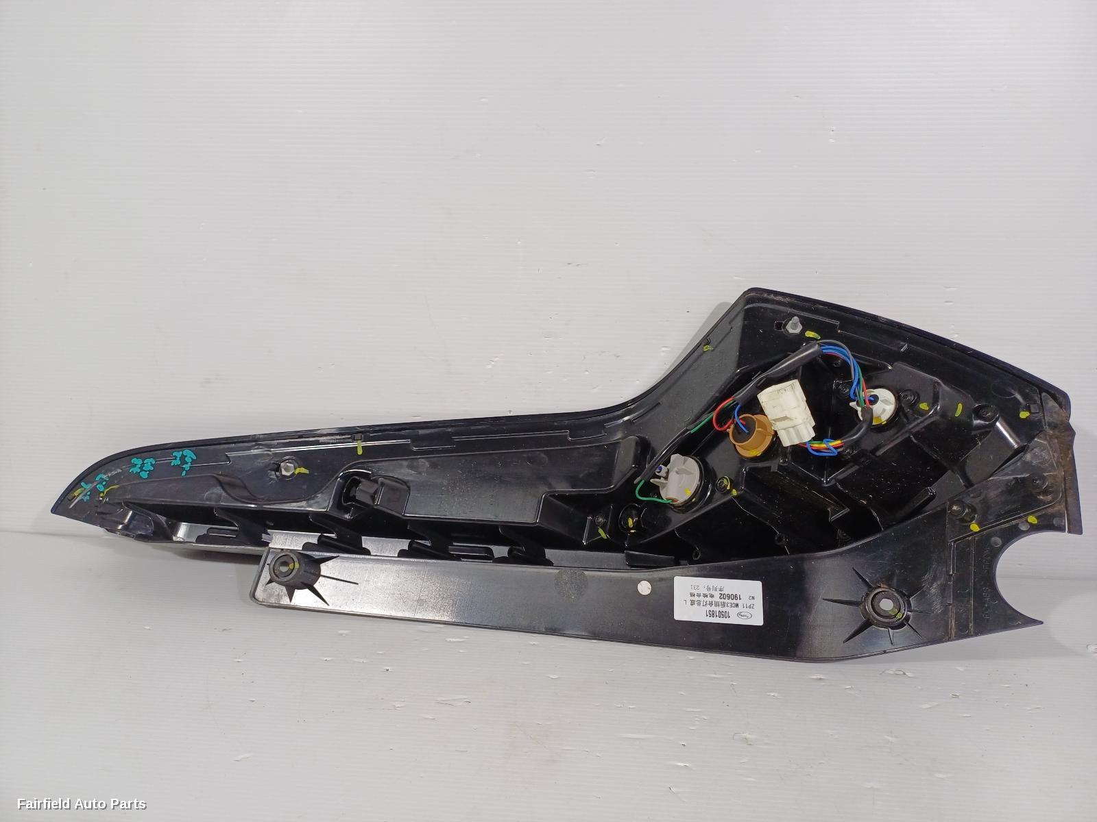 2018-2024 Mg Mg3 Left Taillight