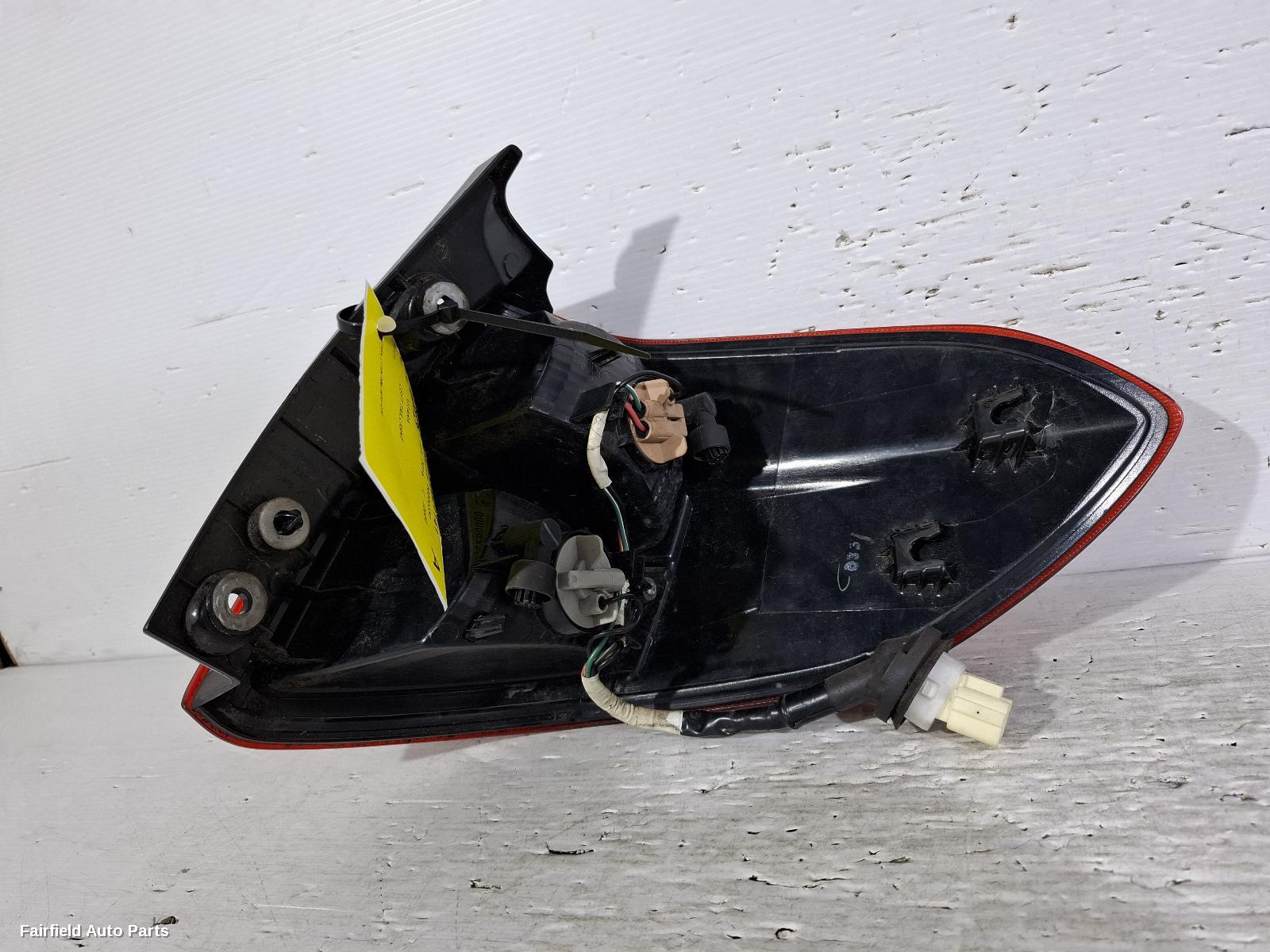 2015-2018 Suzuki Vitara Left Taillight