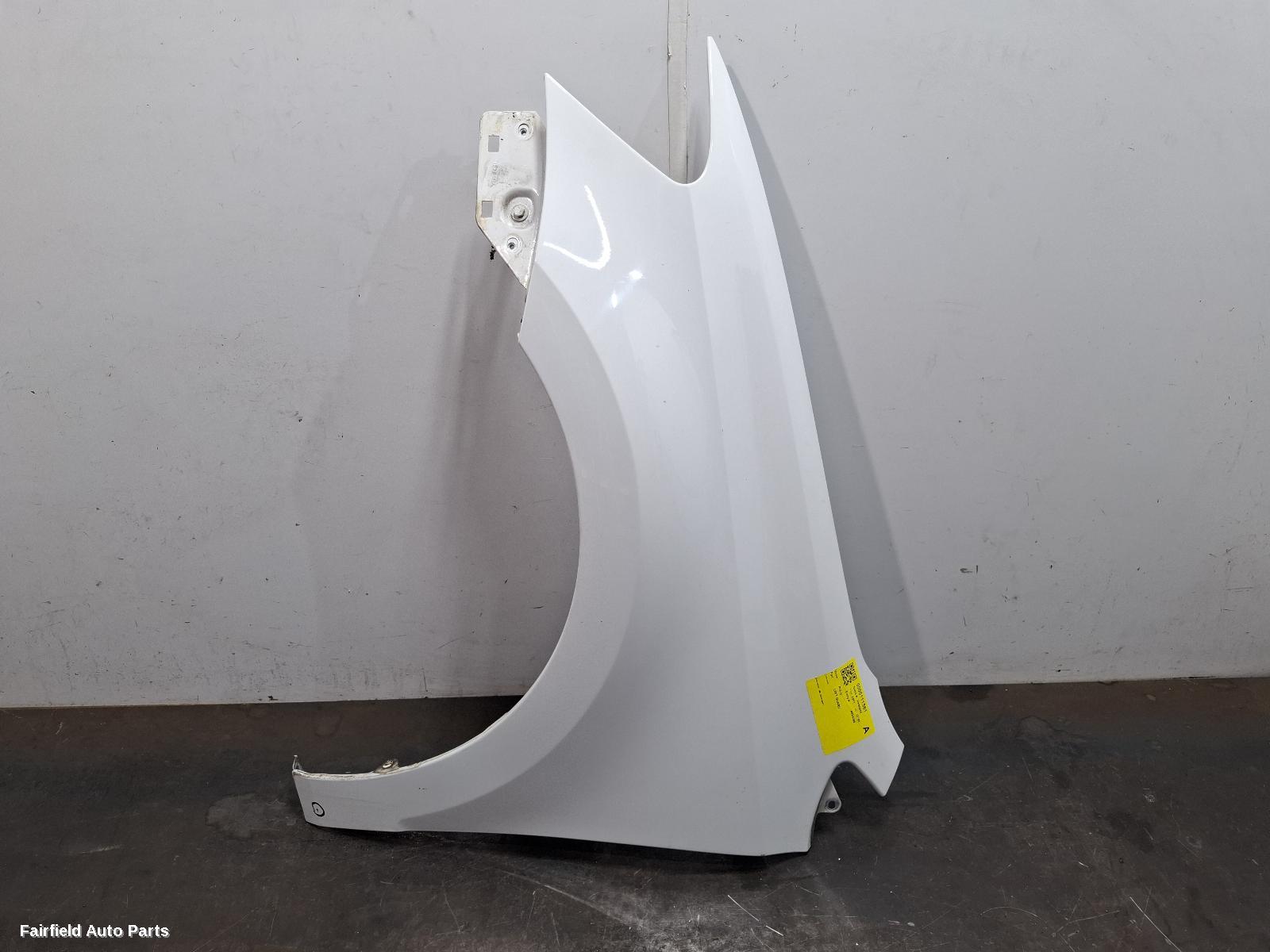 2010-2017 Volkswagen Polo Left Guard