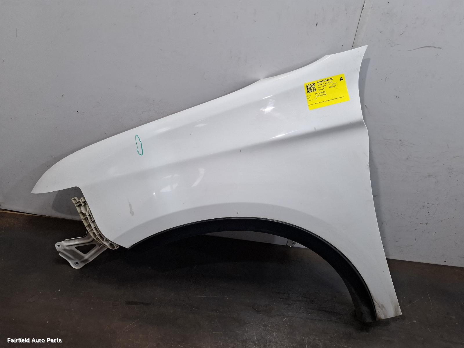 2015 Mitsubishi Outlander Left Guard