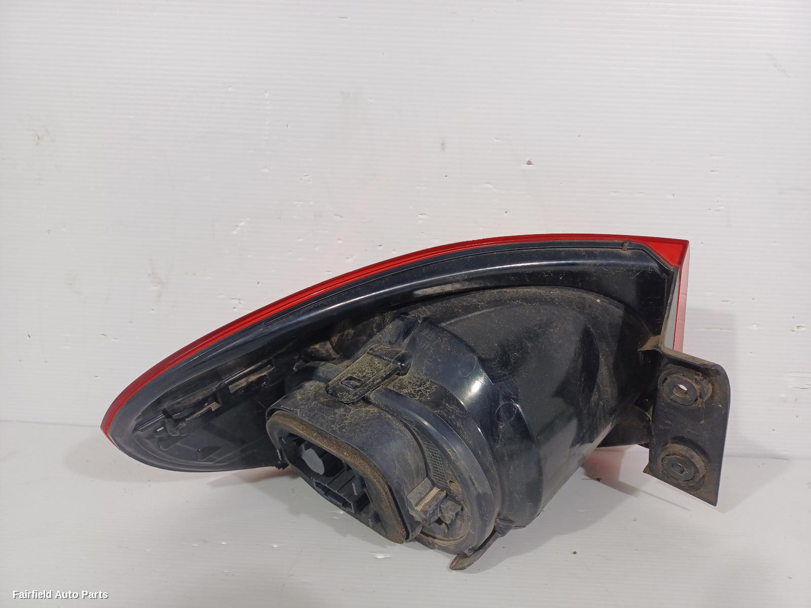 2008-2011 Volkswagen Tiguan Right Taillight