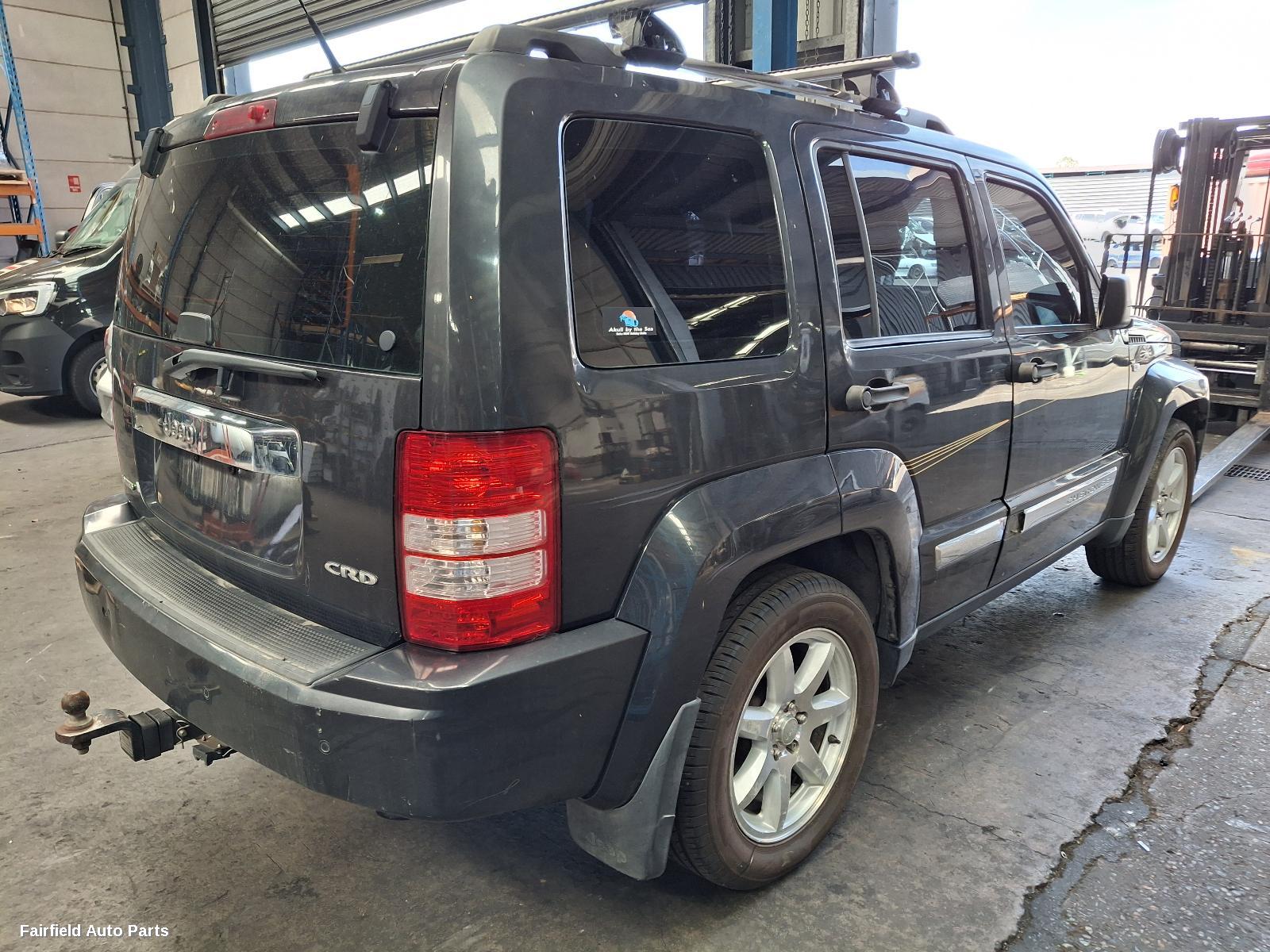 2010 Jeep Cherokee Right Door Mirror