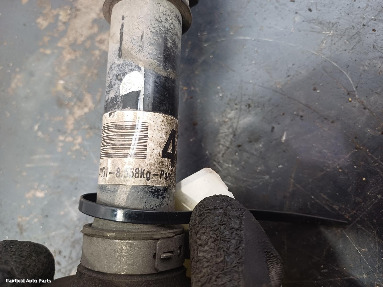 2013-2017 Nissan Qashqai Left Driveshaft