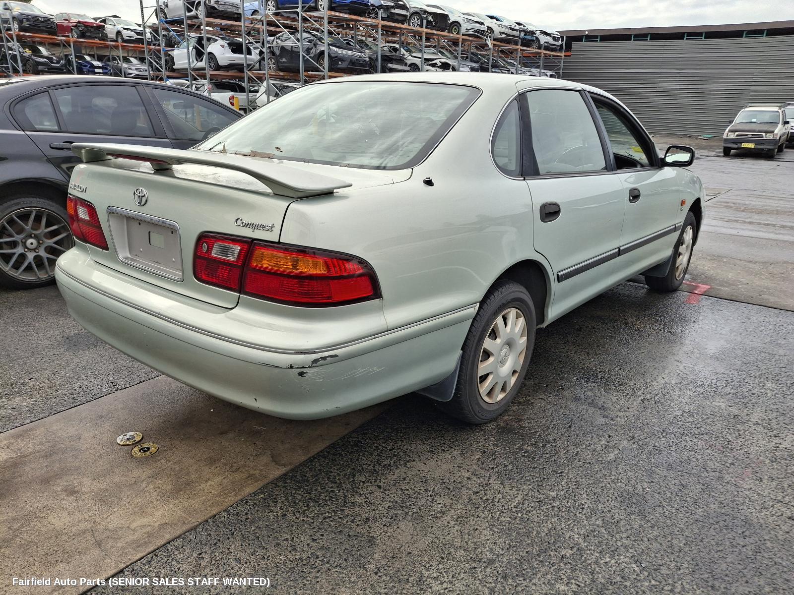 2002 Toyota Avalon Left Taillight
