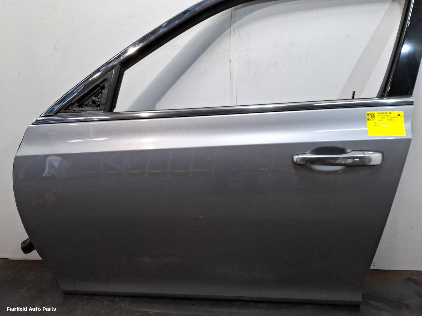 2016 Chrysler 300c Left Front Door