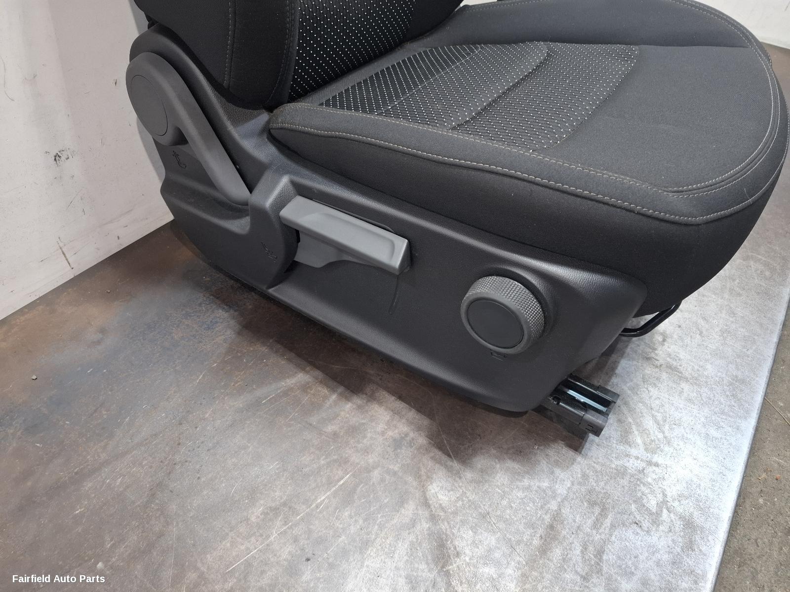2020-2026 Ldv Deliver 9 Front Seat