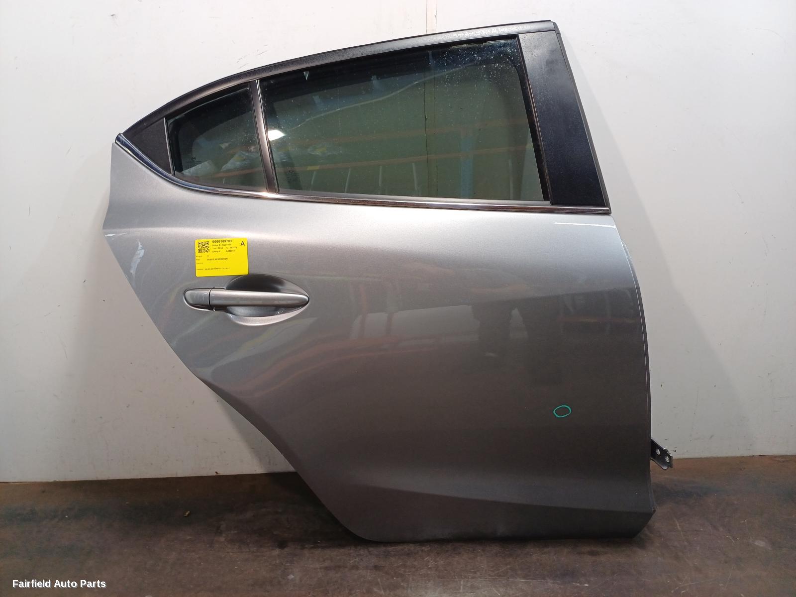 2013-2019 Mazda 3 Right Rear Door Sliding