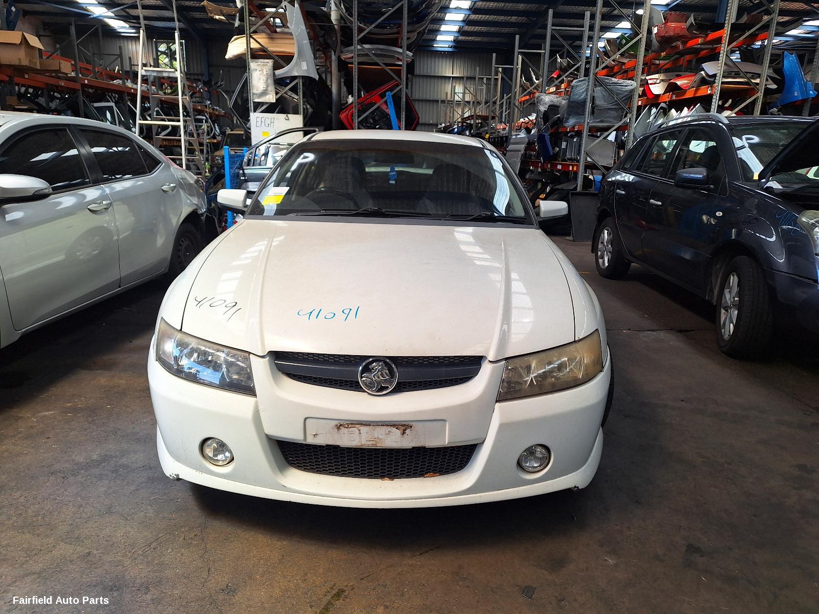2005 Holden Commodore Right Headlamp