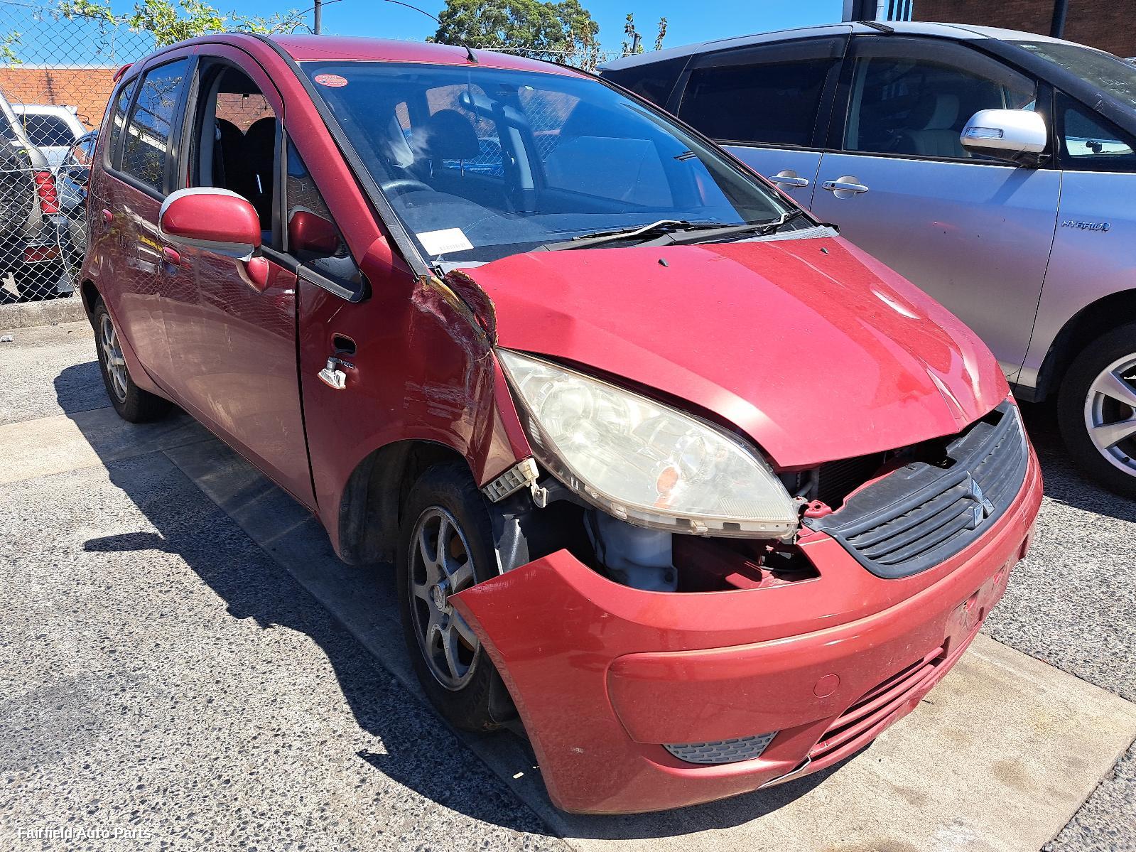 2008 Mitsubishi Colt Left Rear Door Sliding