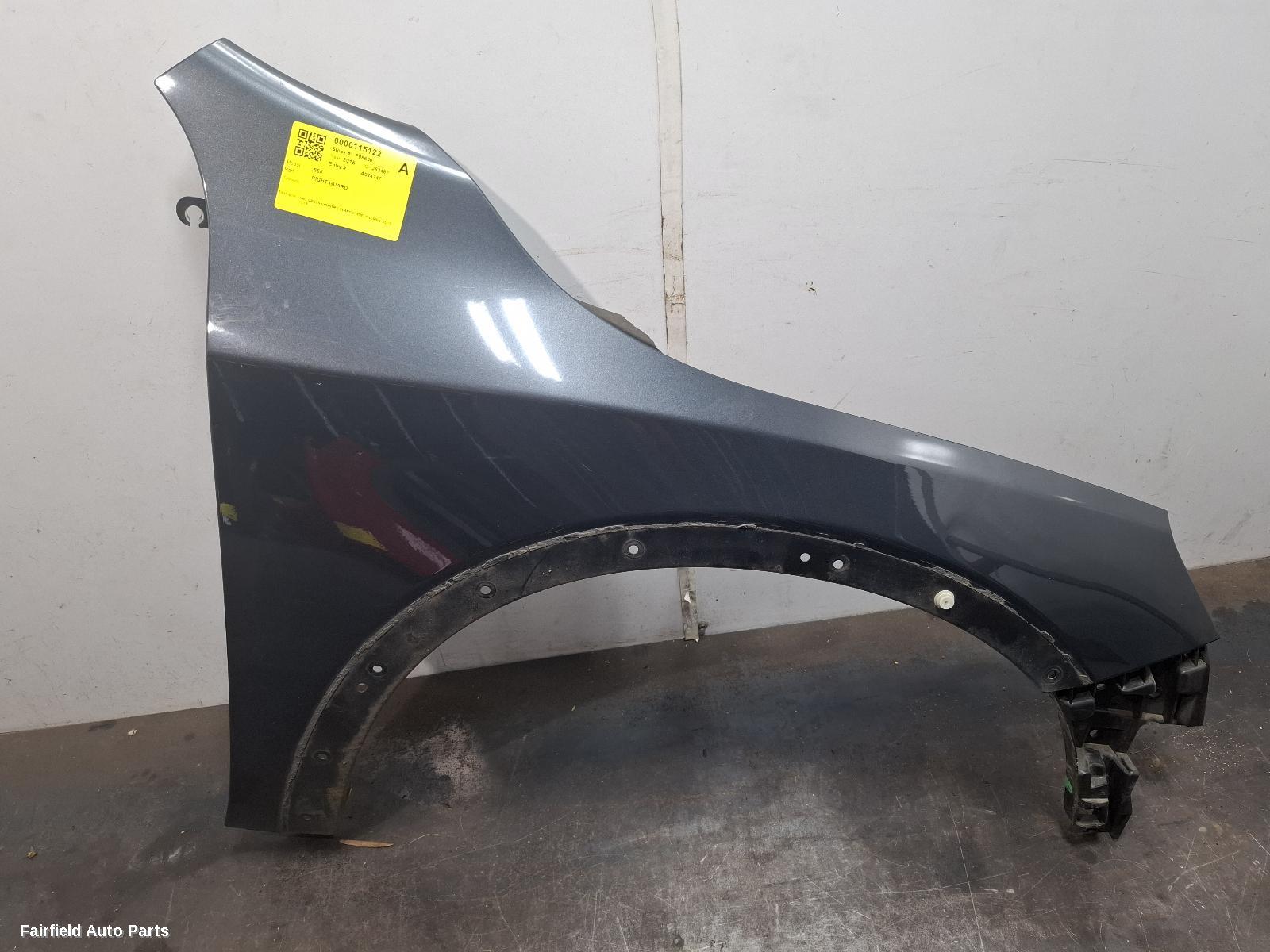 2015-2018 Volvo S60/v60 Right Guard