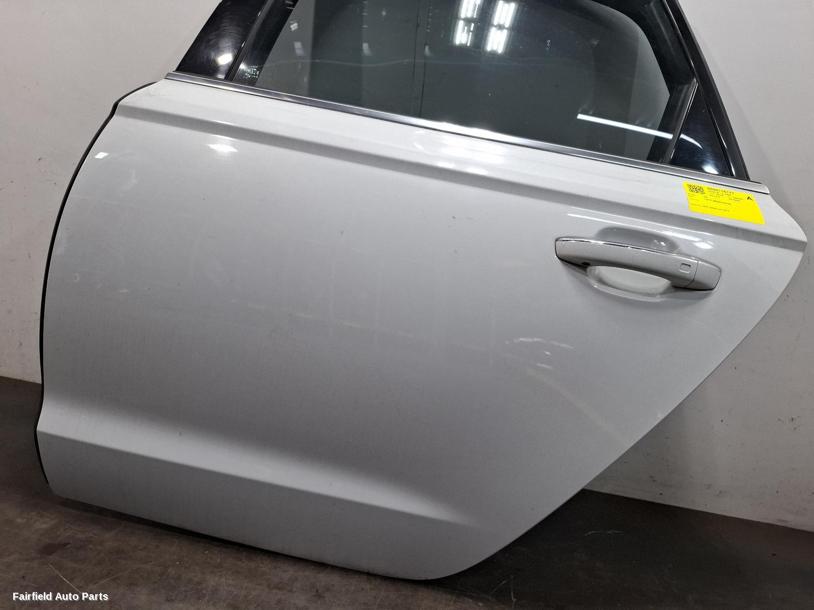 2011-2018 Audi A6 Left Rear Door Sliding