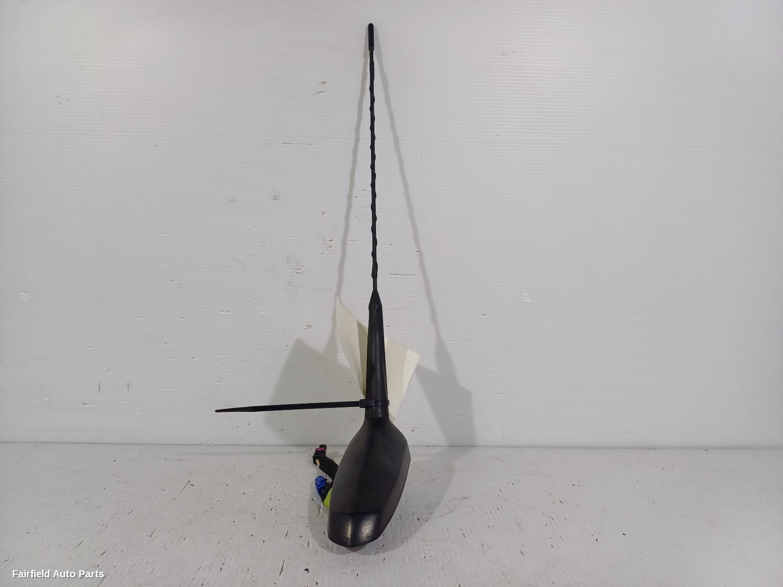 2013-2017 Holden Commodore Antenna