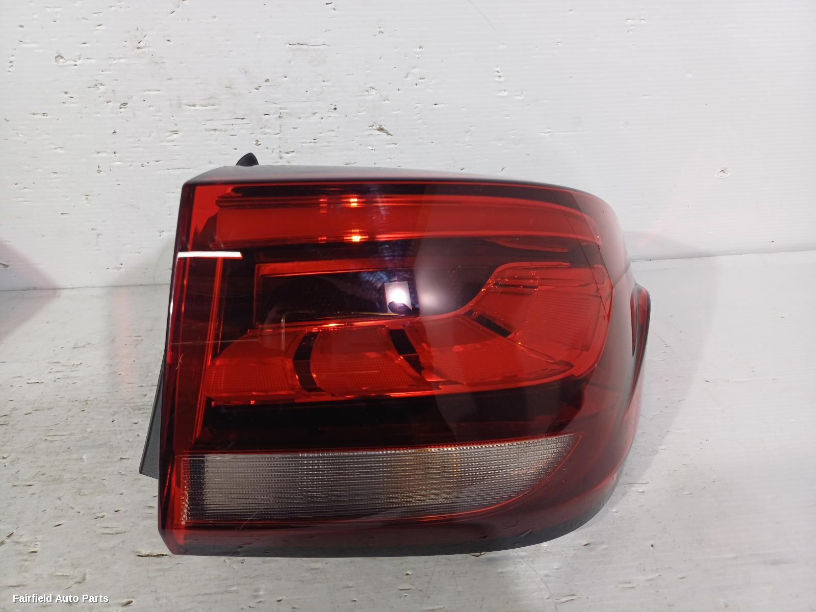 2021 Mg Zs Right Taillight