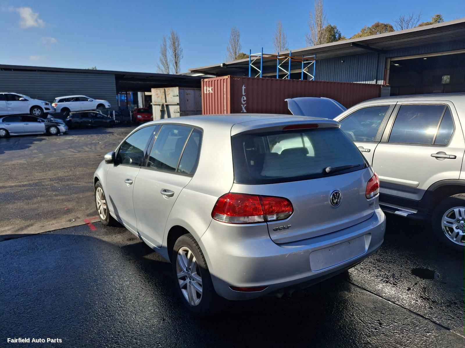 2012 Volkswagen Golf Radiator Support