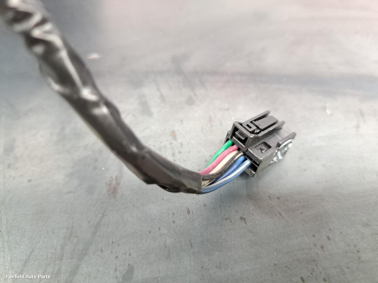 2015 Fiat Freemont Left Door Mirror