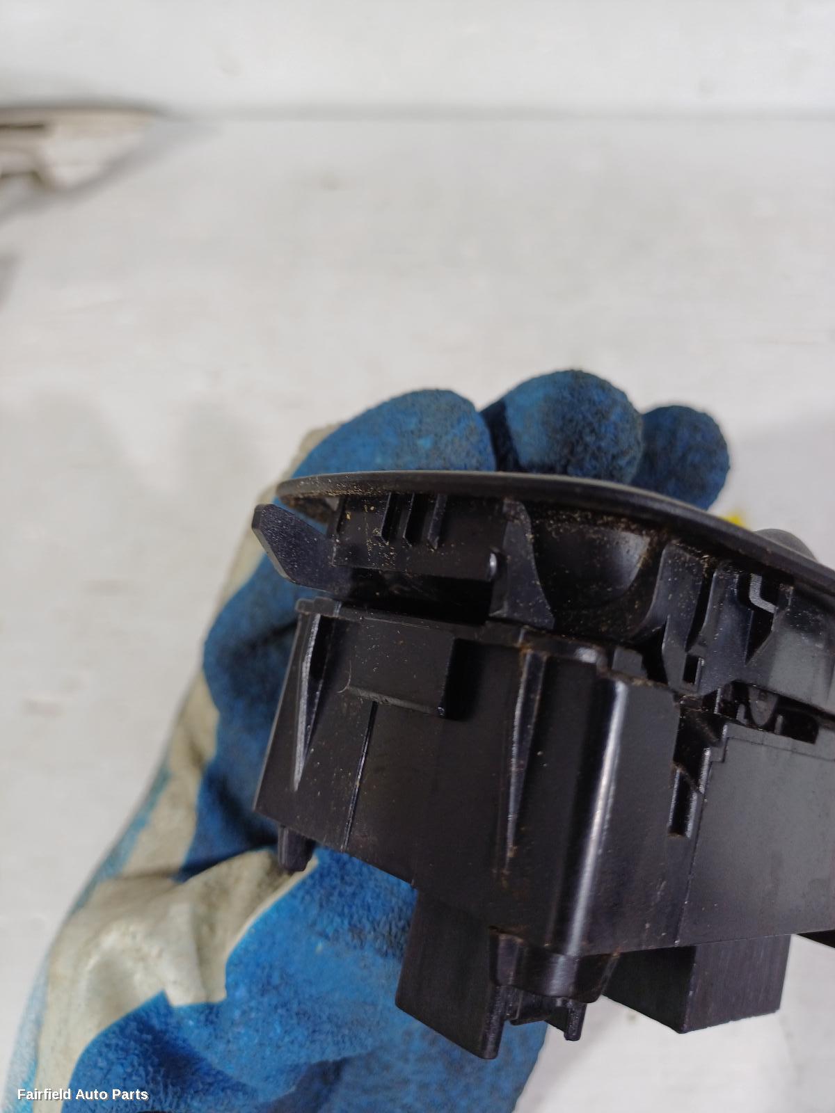 2014-2025 Ford Transit Pwr Dr Wind Switch