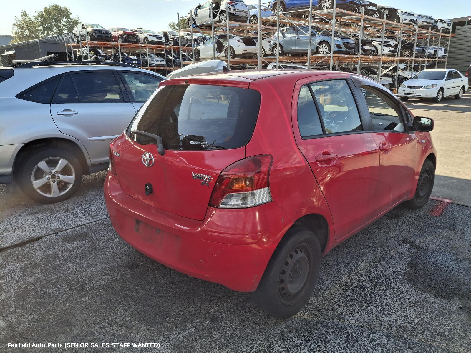 2009 Toyota Yaris Left Headlamp